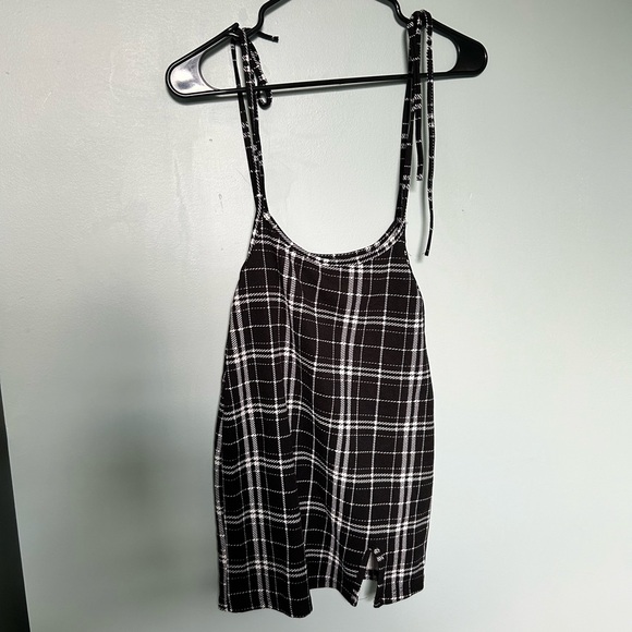 🎱 hipster skirt with shoulder ties - Picture 4 of 4